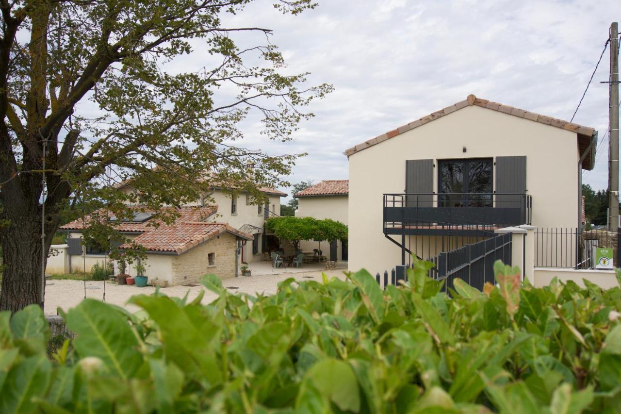 Gites Du Mas De Surlan Chantemerle-les-Bles Luaran gambar